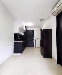 Centra Residence (D14), Apartment #464986381
